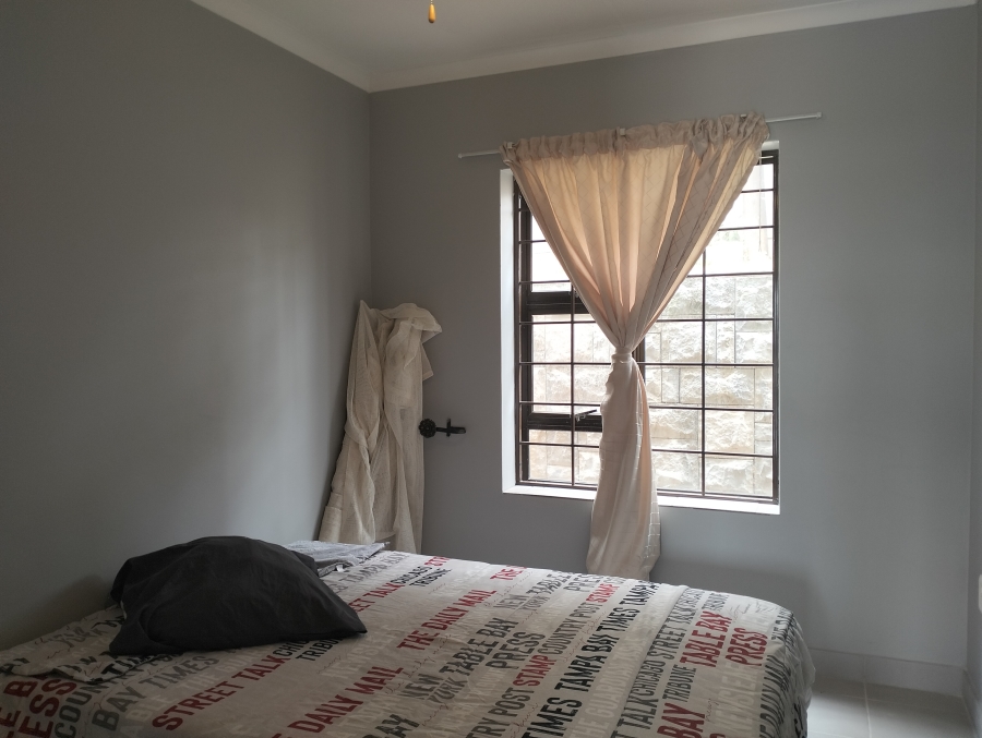 To Let 2 Bedroom Property for Rent in Wavecrest Eastern Cape